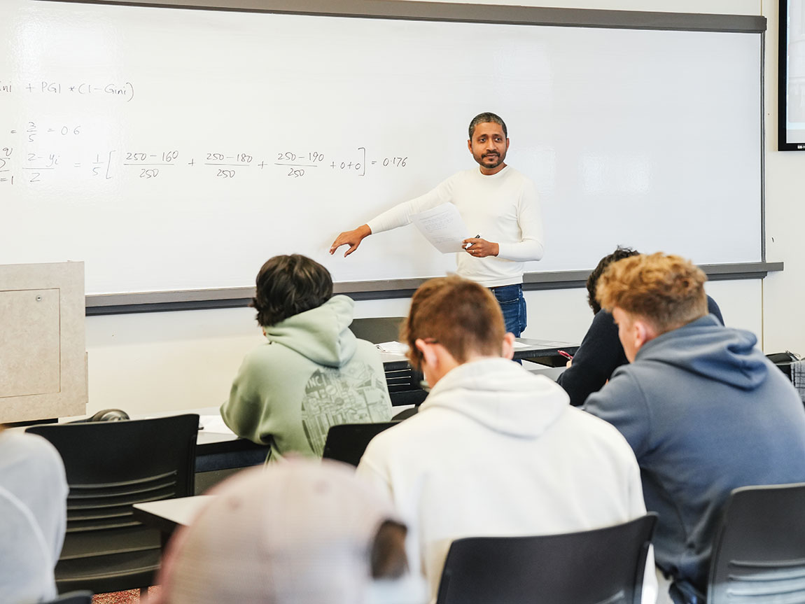 Image for Muhlenberg Receives $1M Gift to Establish Endowed Professorship in Accounting, Business, Economics, or Finance
